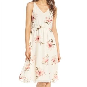 Soprano Floral Blouson Midi Dress